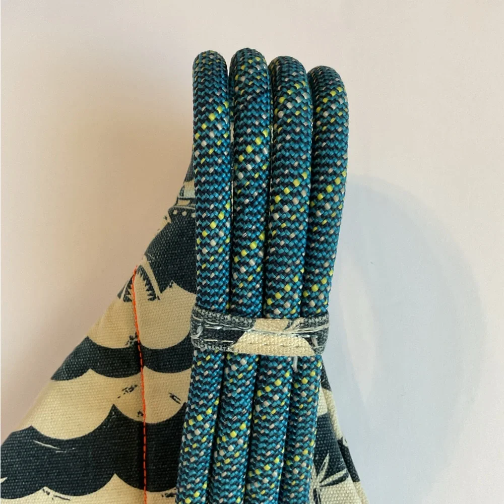 KAVU Rope Sling Bag 1 Shoulder Sling Canvas Backpack w/ Rope Shoulder Strap 20”